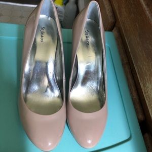Style & Co Tan Pumps